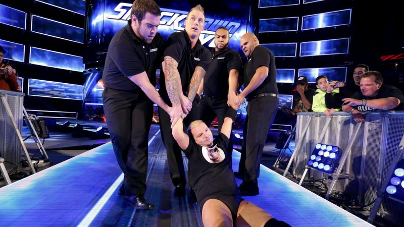Illustration for article titled SmackDown! Live prepares for the coming wars
